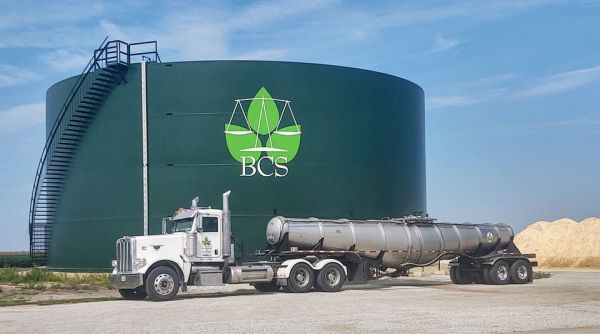 UAN Tank